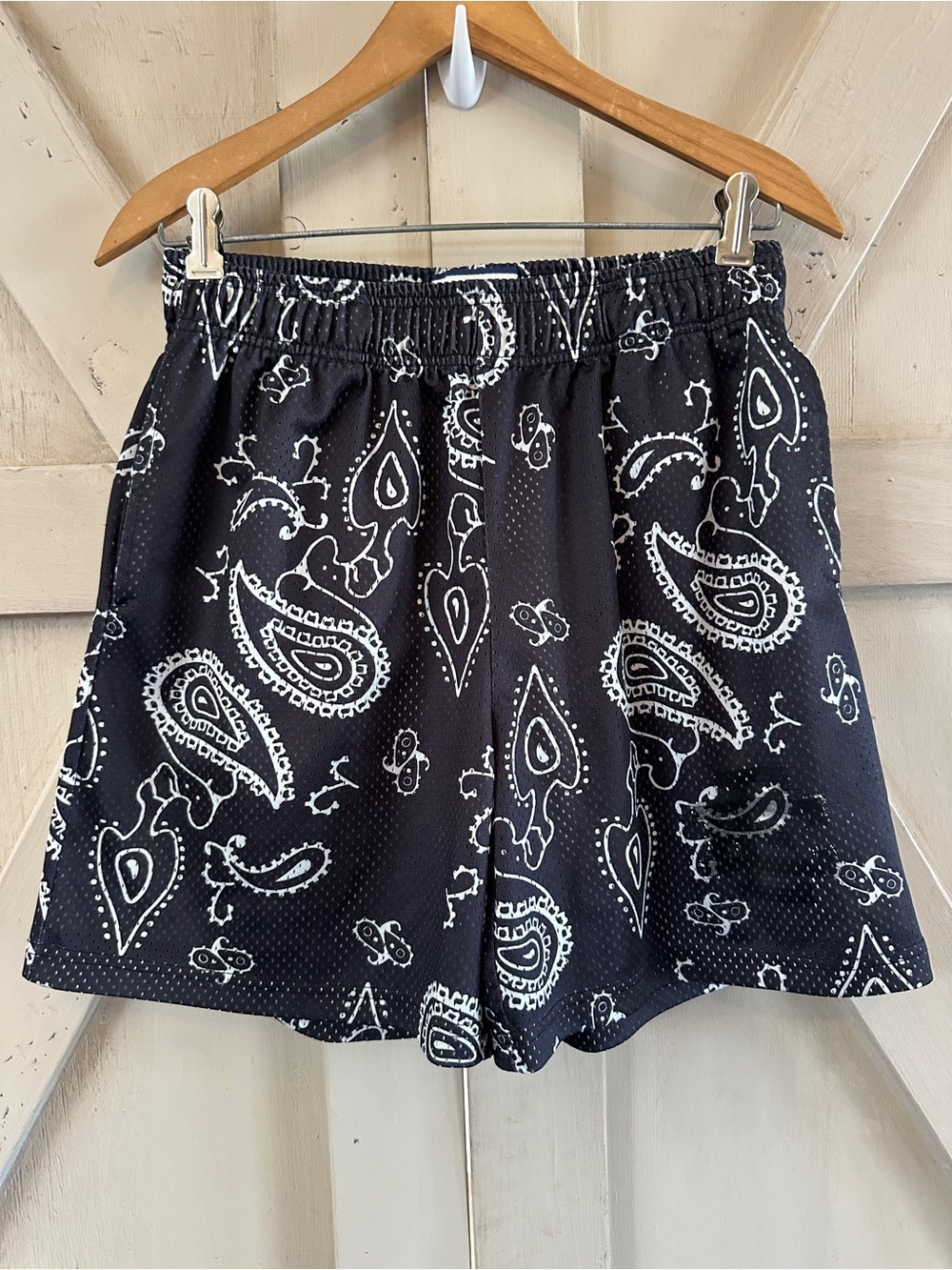Eric Emanuel Basic Shorts Black White Paisley Mesh Men’s Large Missing EE Patch